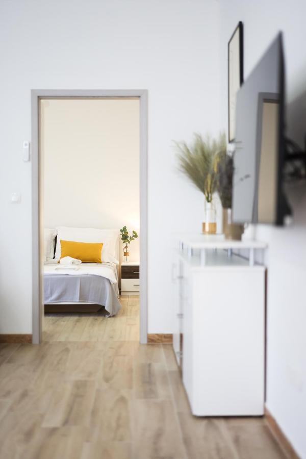 Mathilda'S Apartment ザダル エクステリア 写真